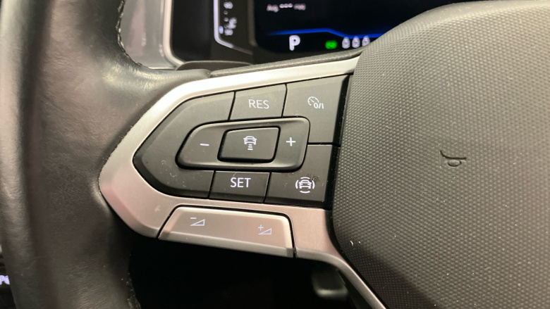 Volkswagen T-Roc 2.0 TSI 4MOTION Style 5dr DSG Petrol Hatchback